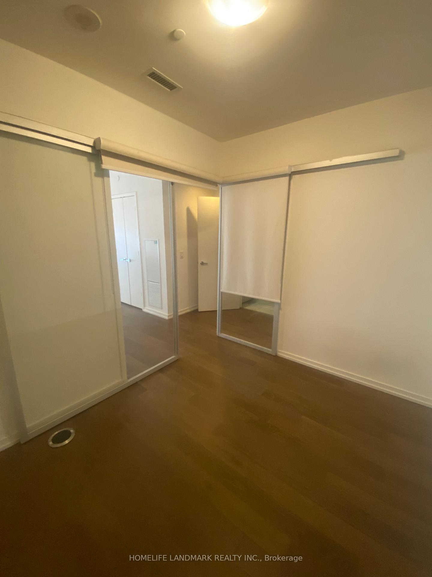 Photo 9 of Unit 421, 1 Bloor Street E, Toronto, Church-Yonge Corridor — HOMEH