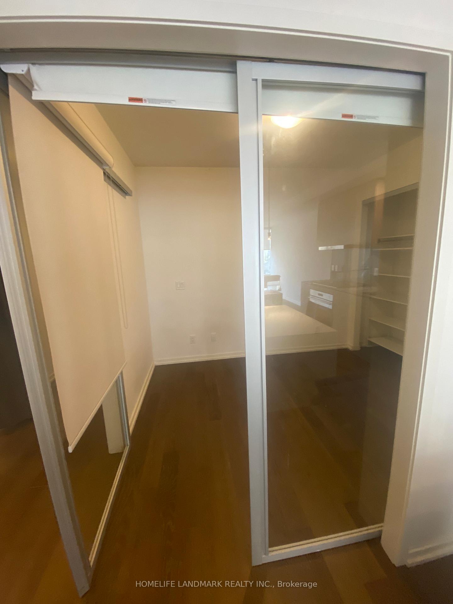 Photo 10 of Unit 421, 1 Bloor Street E, Toronto, Church-Yonge Corridor — HOMEH