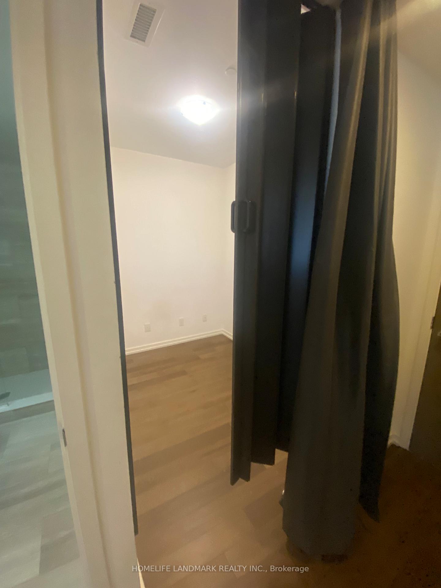 Photo 31 of Unit 421, 1 Bloor Street E, Toronto, Church-Yonge Corridor — HOMEH