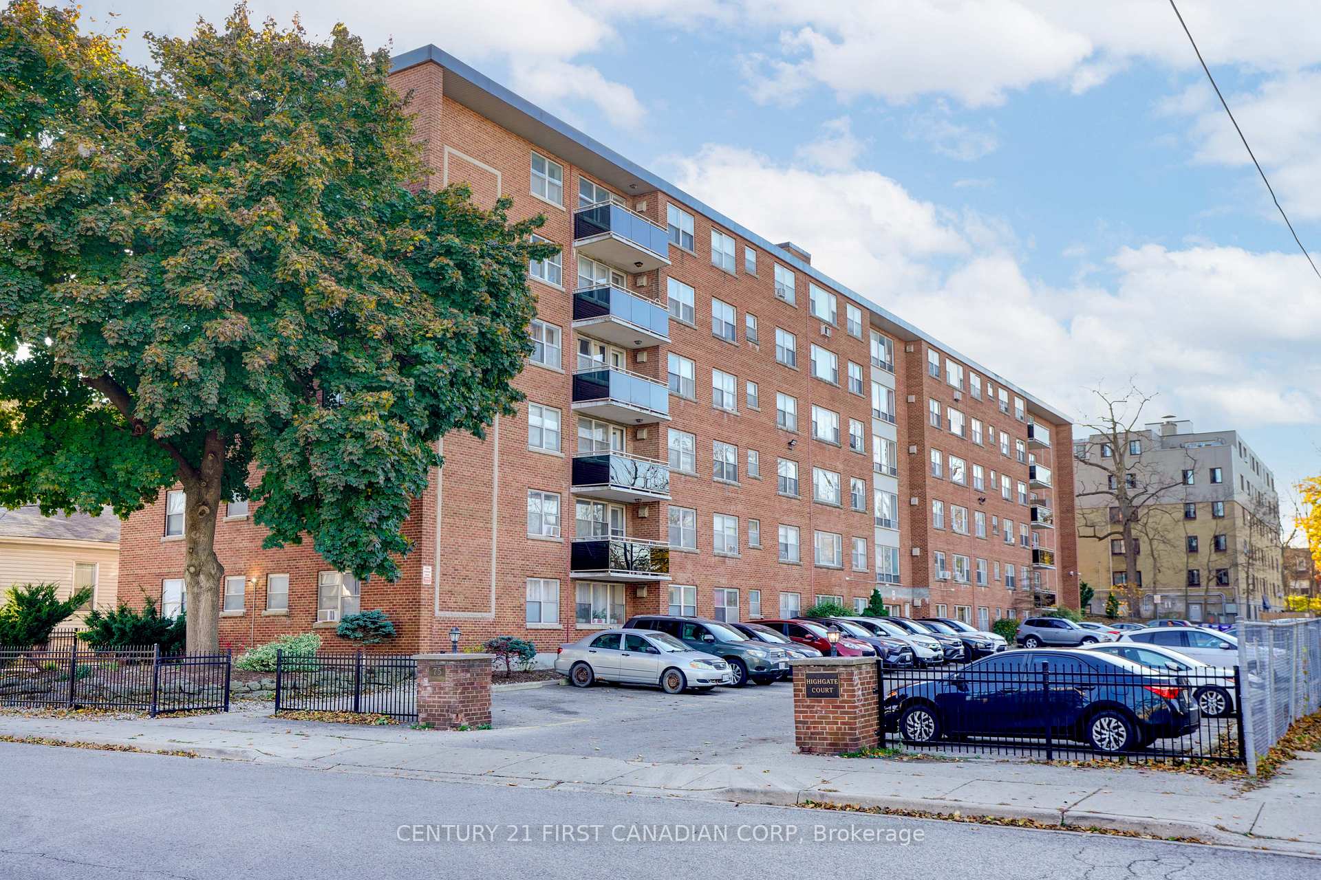 Front of Unit 101, 75 High Street