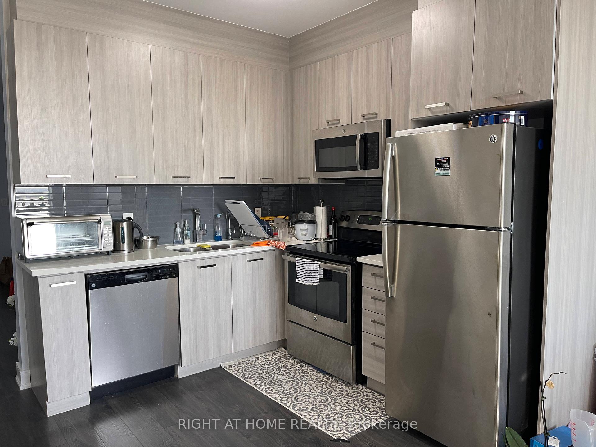 Photo 16 of Unit 708, 150 Main Street W, Hamilton, Central — HOMEH