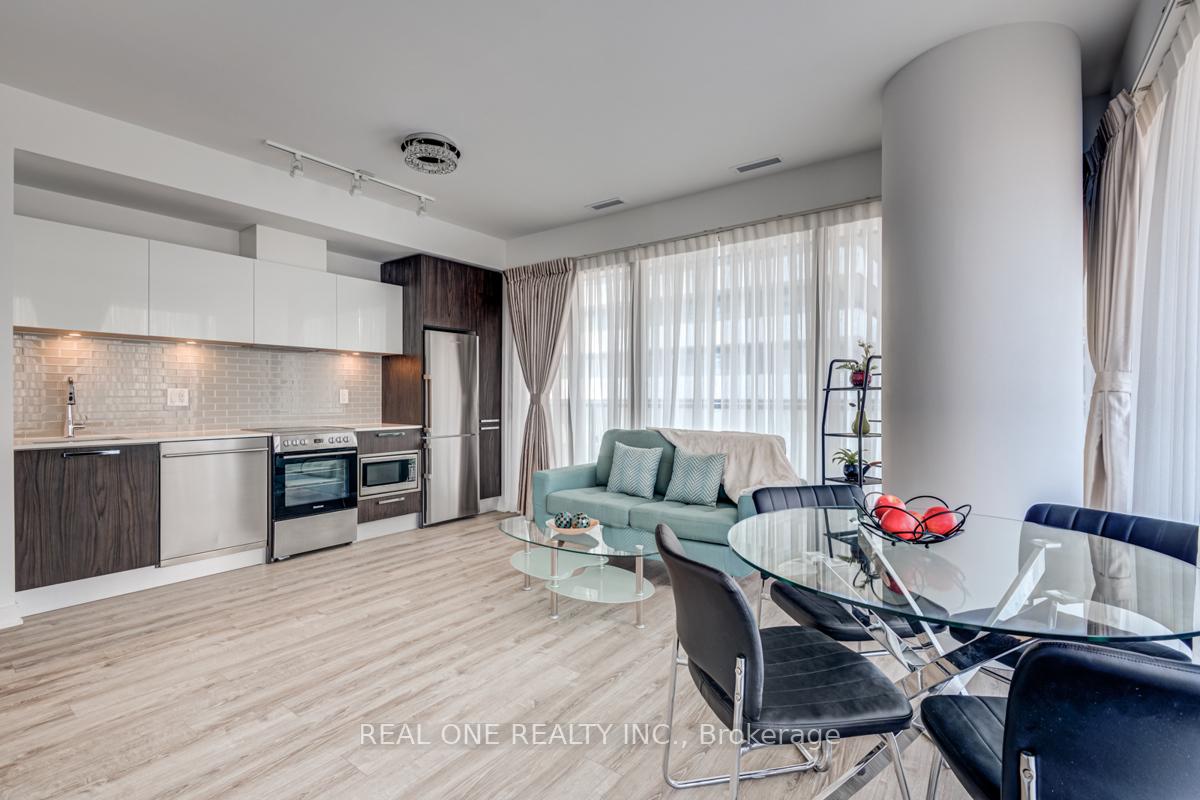 Photo 4 of Unit 1610, 50 Charles Street E, Toronto, Church-Yonge Corridor — HOMEH