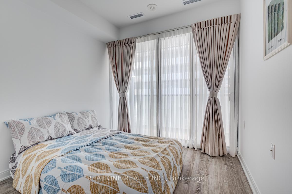 Photo 8 of Unit 1610, 50 Charles Street E, Toronto, Church-Yonge Corridor — HOMEH