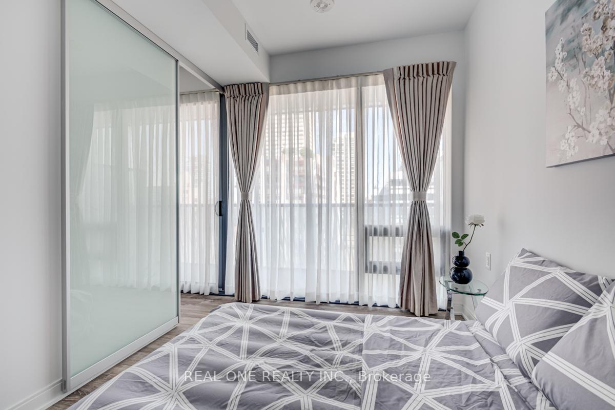Photo 11 of Unit 1610, 50 Charles Street E, Toronto, Church-Yonge Corridor — HOMEH
