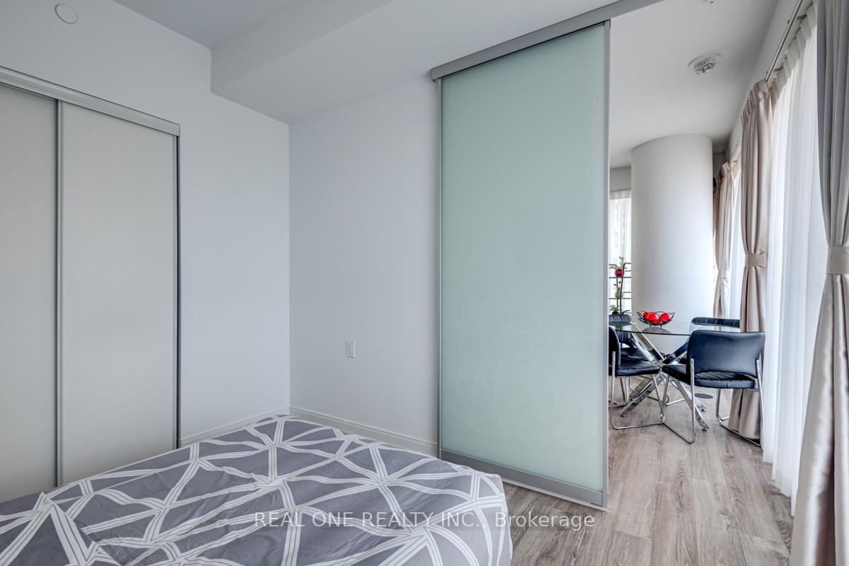 Photo 12 of Unit 1610, 50 Charles Street E, Toronto, Church-Yonge Corridor — HOMEH