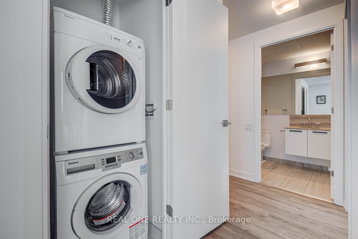 Photo 14 of Unit 1610, 50 Charles Street E, Toronto, Church-Yonge Corridor — HOMEH