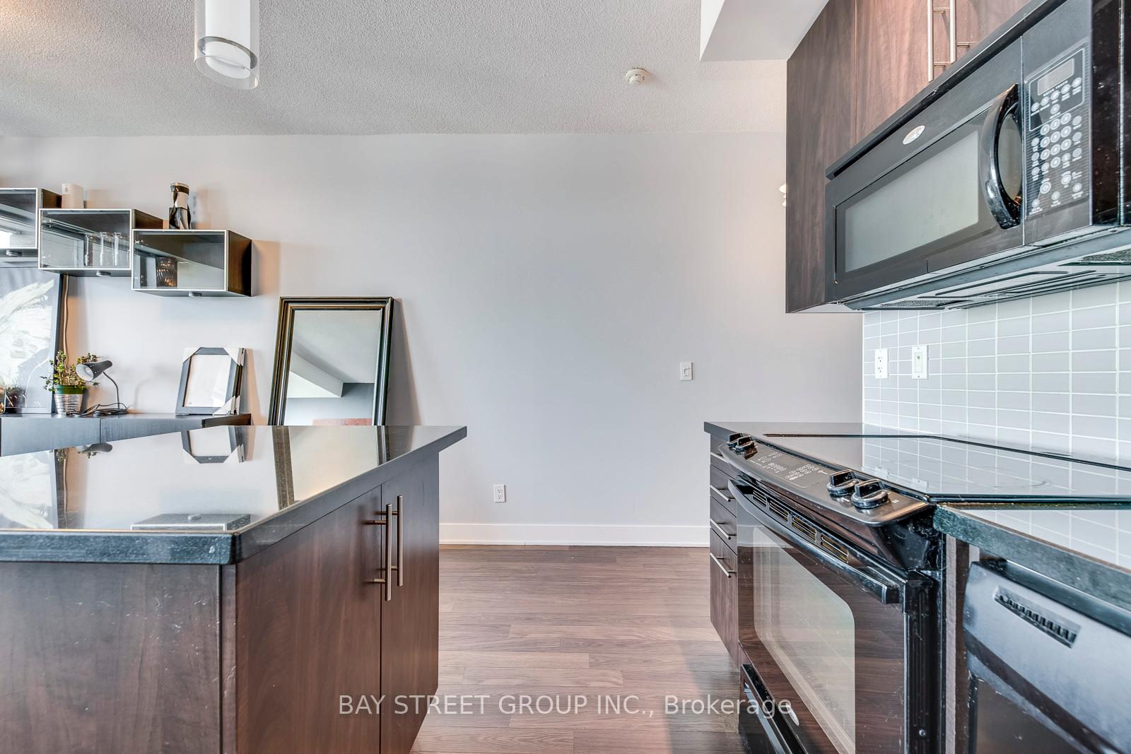 Photo 33 of Unit 3704, 120 Homewood Avenue, Toronto, North St. James Town — HOMEH