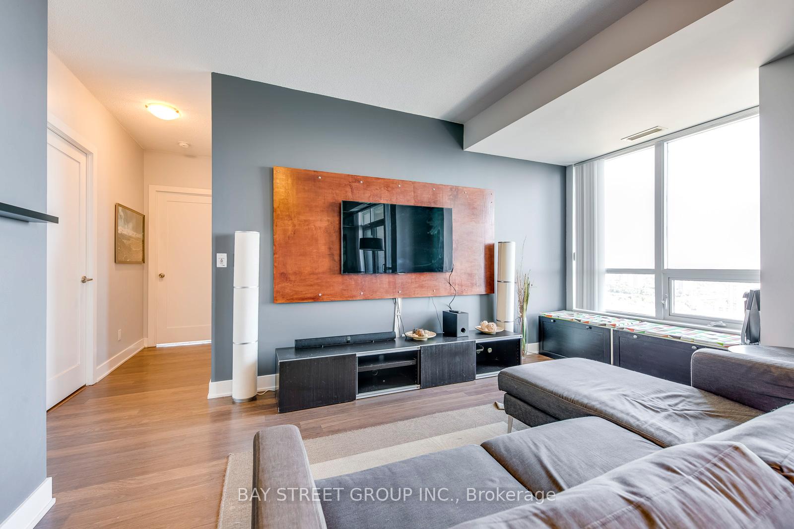 Photo 17 of Unit 3704, 120 Homewood Avenue, Toronto, North St. James Town — HOMEH