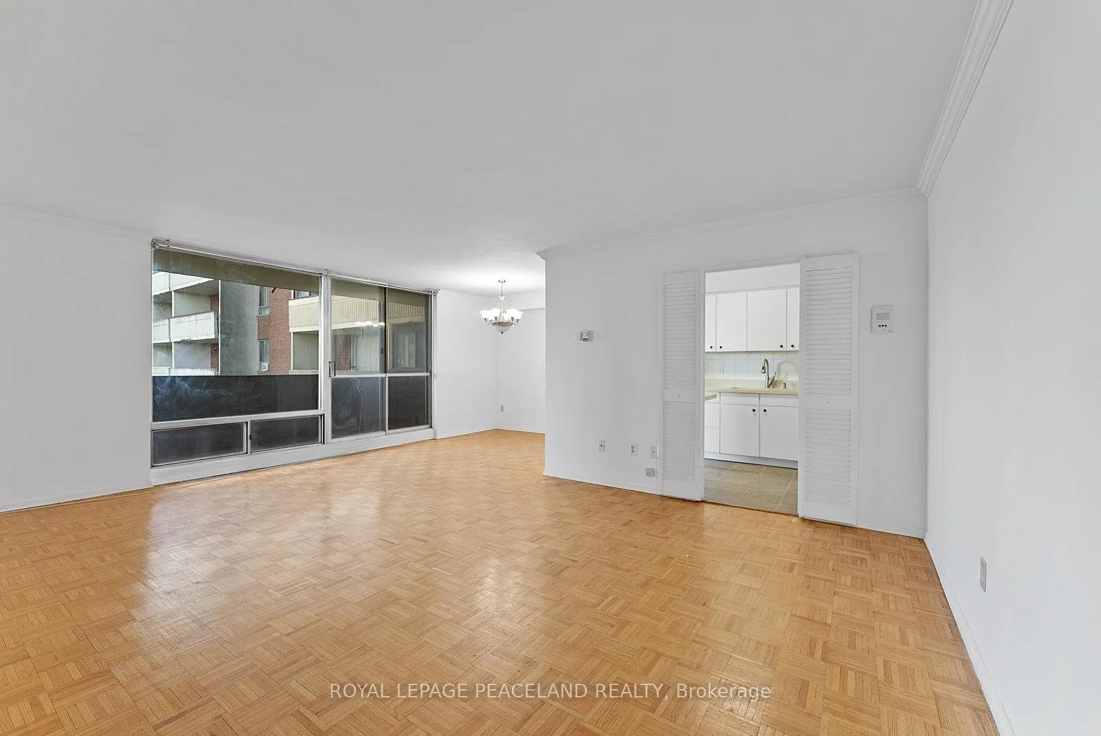 Photo 2 of Unit 419, 5 Massey Square, Toronto, Crescent Town — HOMEH
