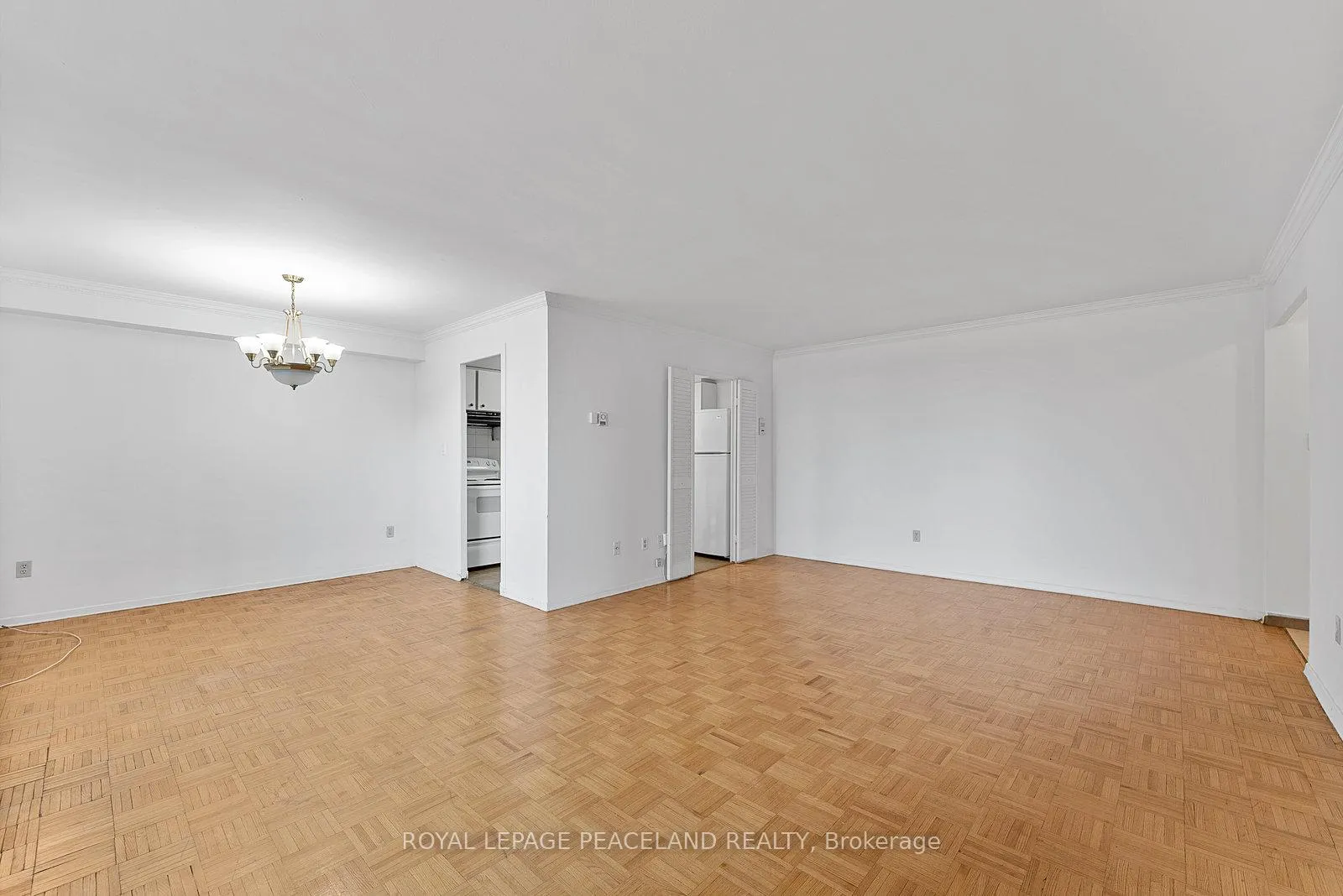 Photo 4 of Unit 419, 5 Massey Square, Toronto, Crescent Town — HOMEH