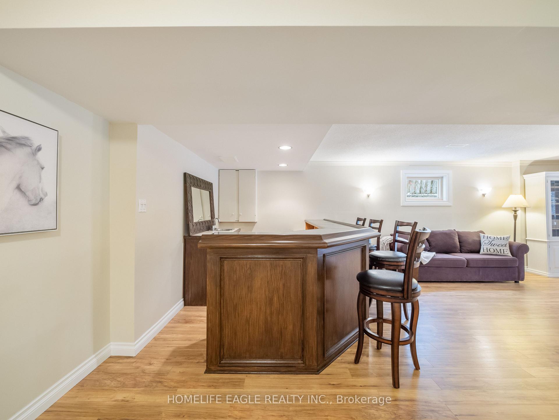 Photo 20 of 38 Moffat Crescent, Aurora, Aurora Heights — HOMEH