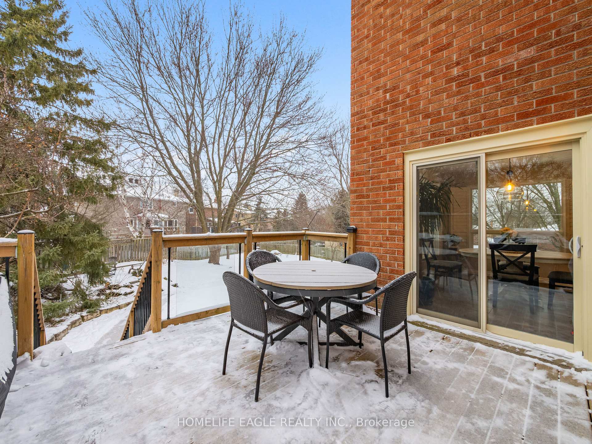 Photo 23 of 38 Moffat Crescent, Aurora, Aurora Heights — HOMEH