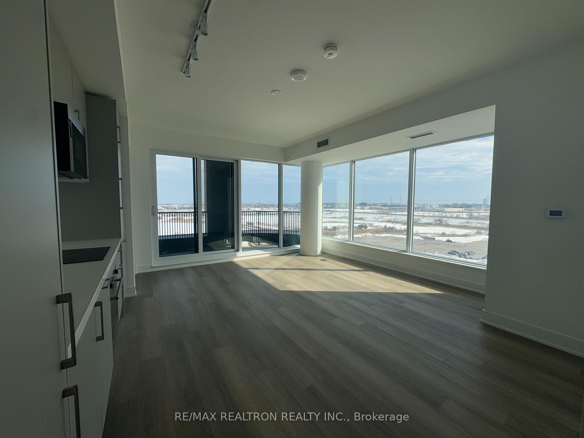 Photo 17 of Unit 1007, 38 Andre De Grasse Street, Markham, Unionville — HOMEH