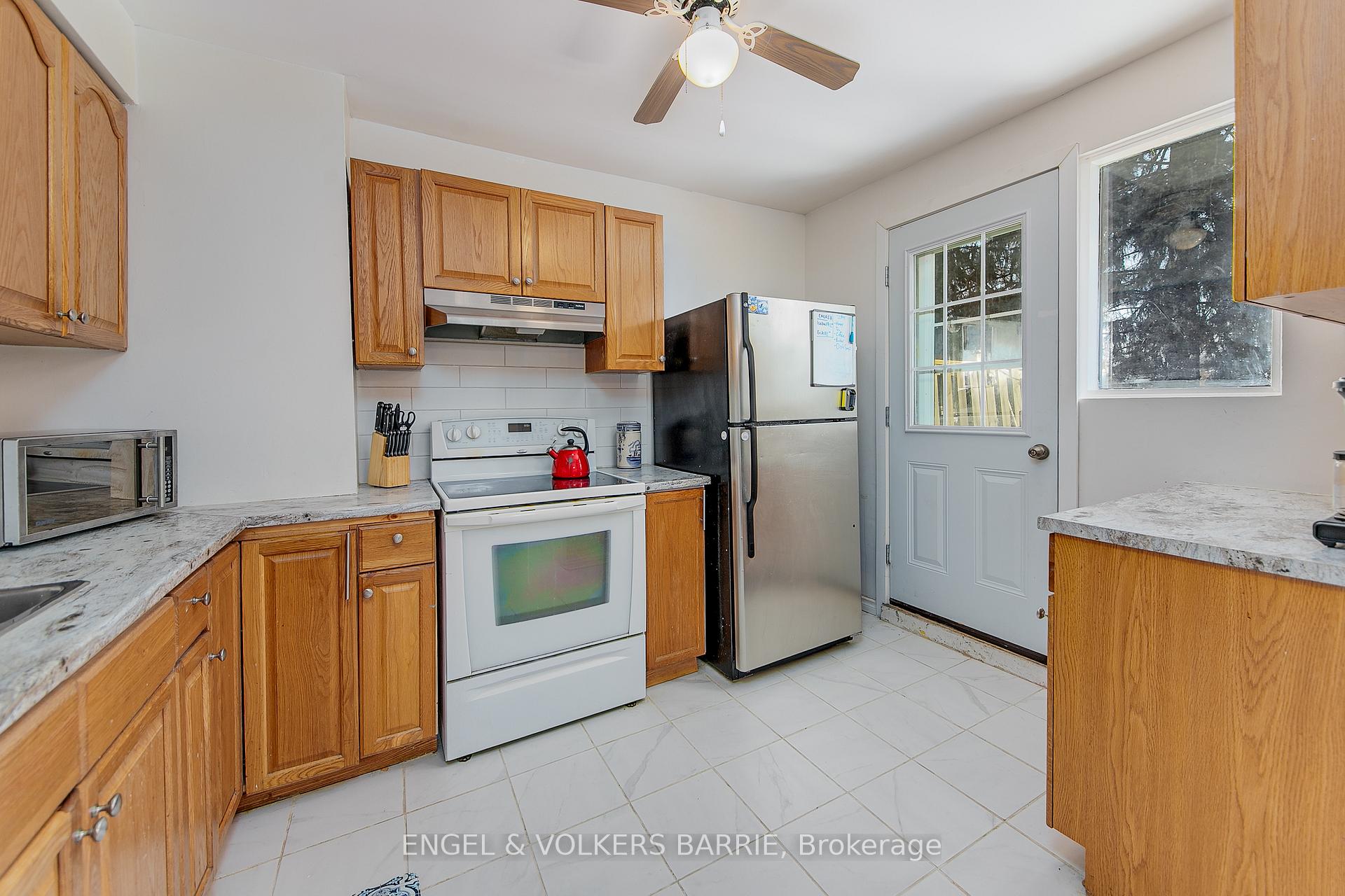 Photo 9 of Unit A6, 63 Ferris Lane, Barrie, Cundles East — HOMEH