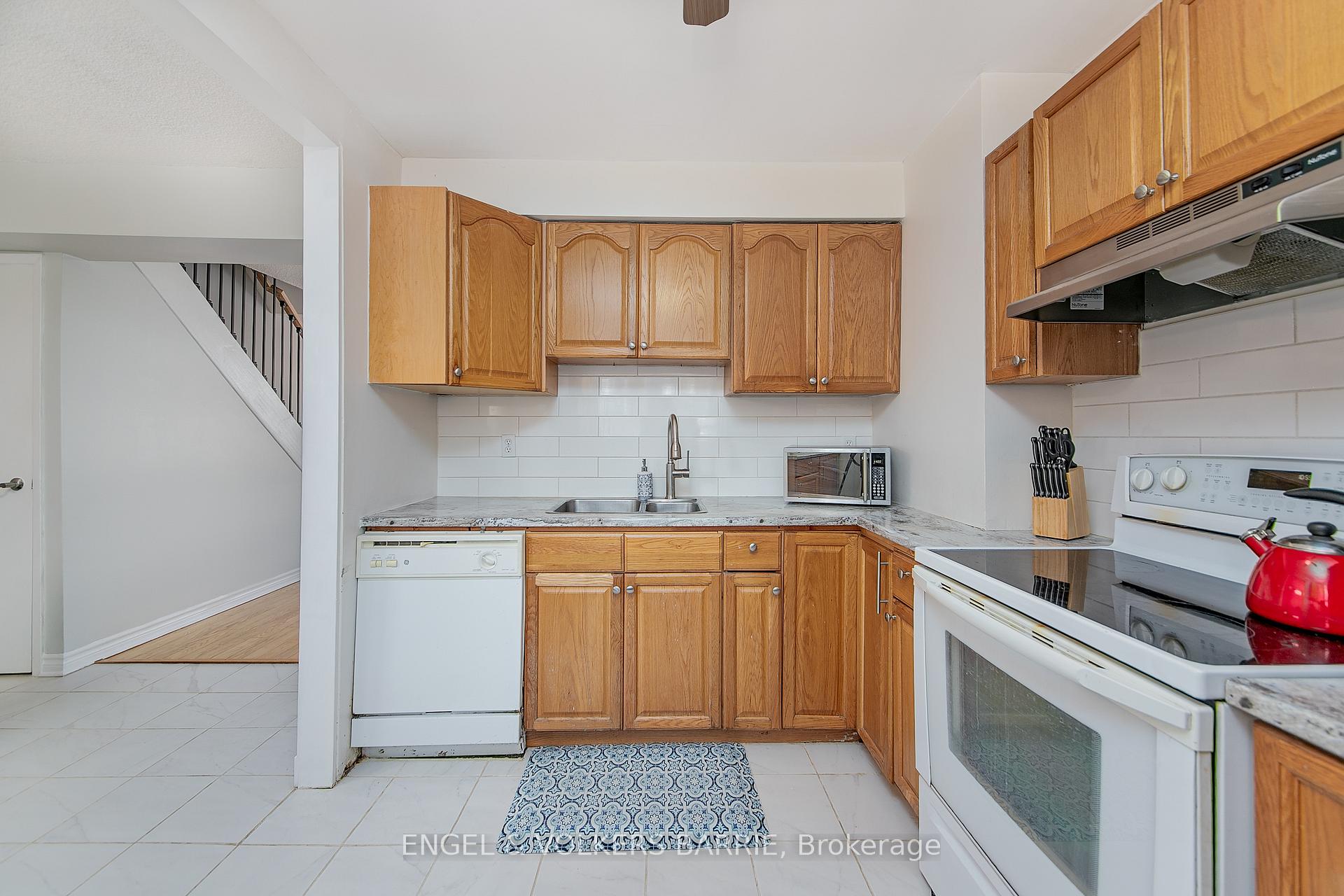 Photo 10 of Unit A6, 63 Ferris Lane, Barrie, Cundles East — HOMEH