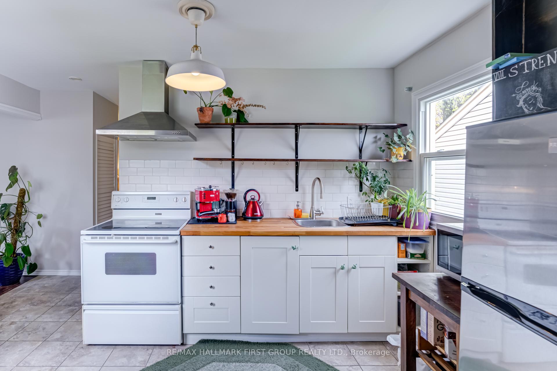Photo 8 of 42 Beatty Road, Ajax, Central — HOMEH