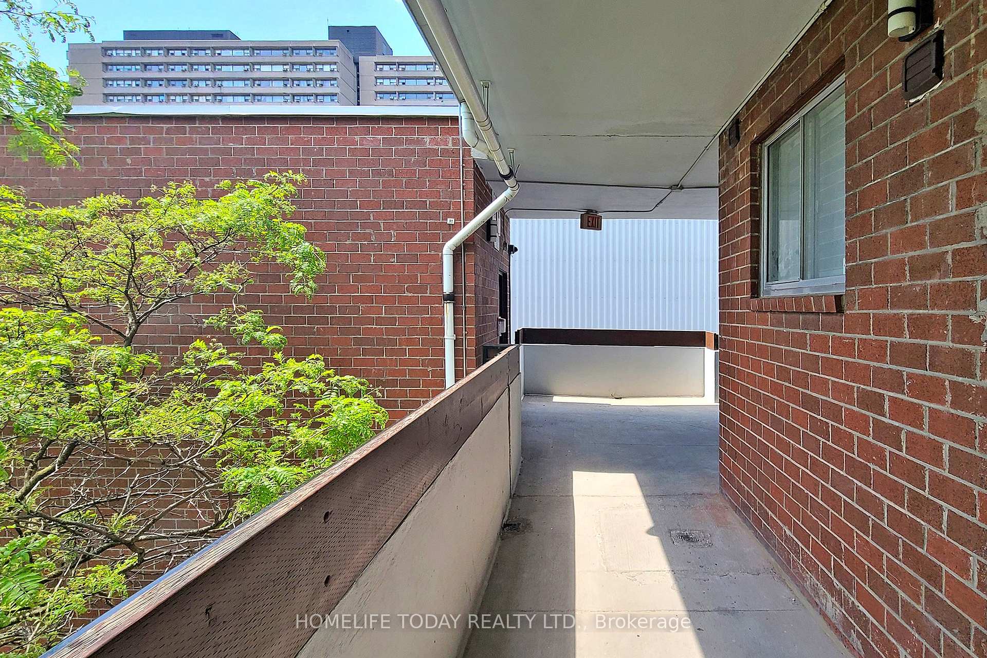 Photo 7 of Unit 301, 155 Leeward Glenway, Toronto, Flemingdon Park — HOMEH