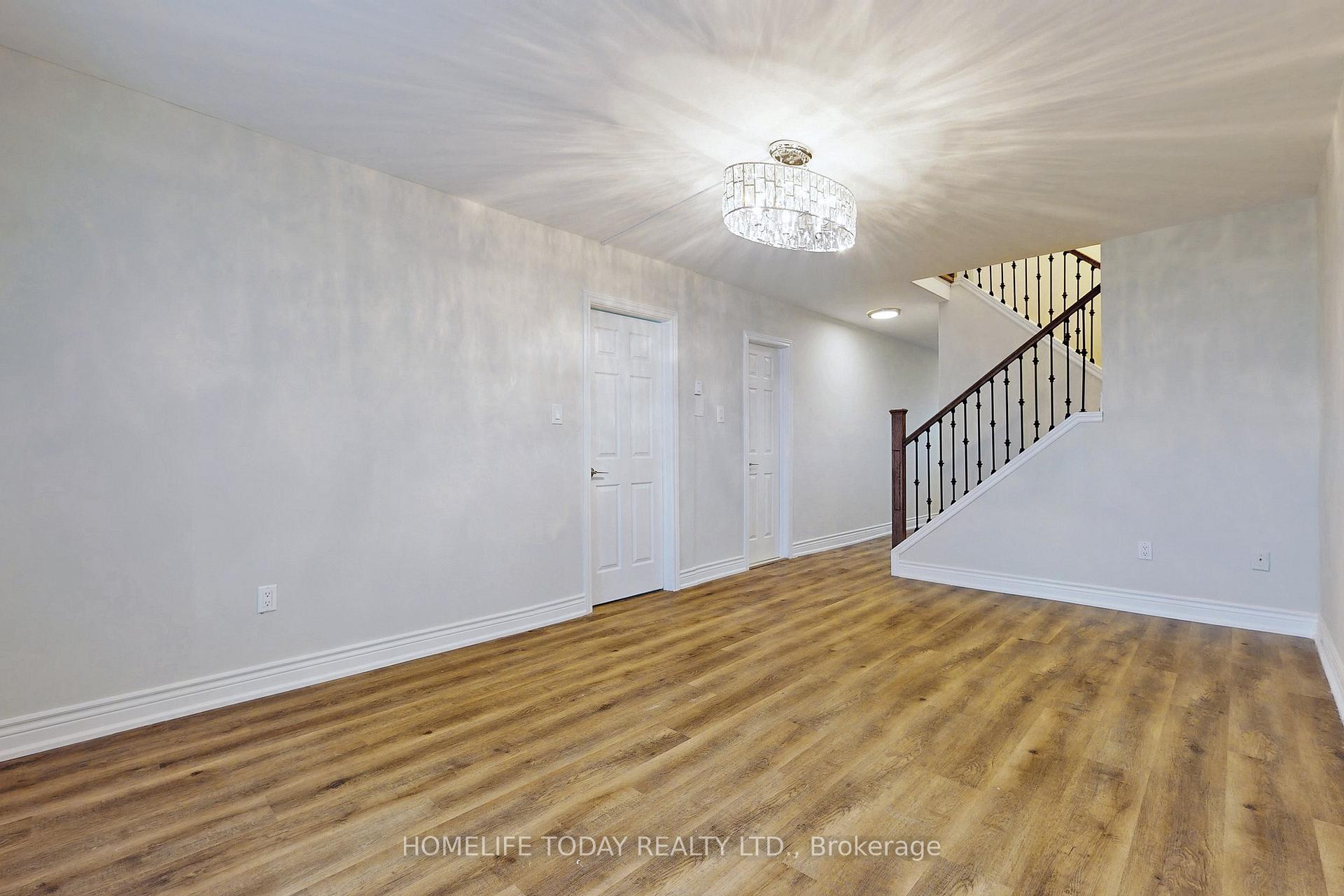 Photo 11 of Unit 301, 155 Leeward Glenway, Toronto, Flemingdon Park — HOMEH