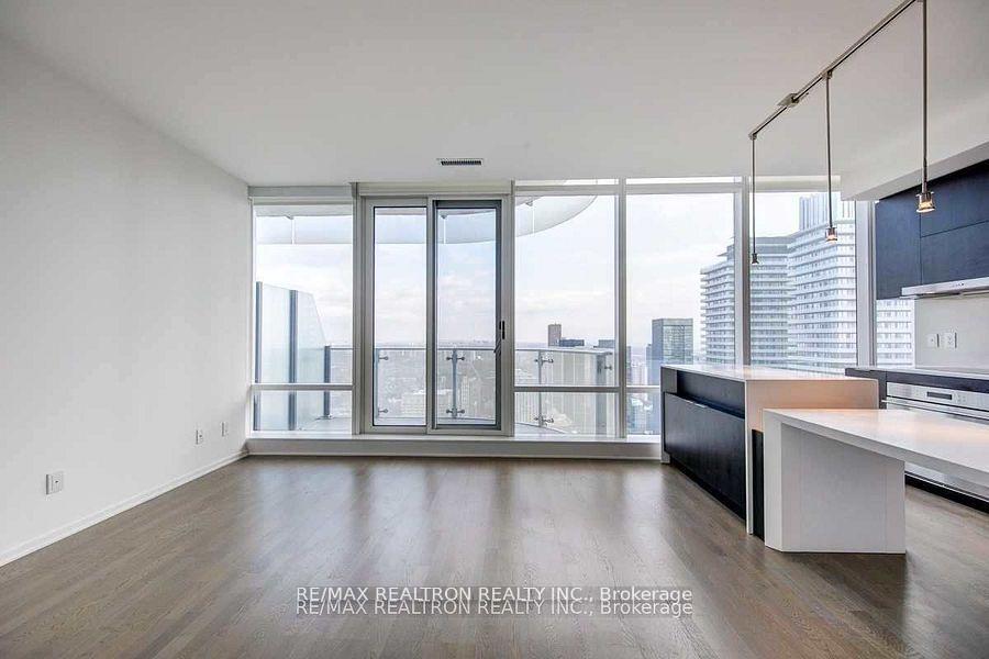 Photo 6 of Unit 4203, 1 Bloor Street E, Toronto, Church-Yonge Corridor — HOMEH
