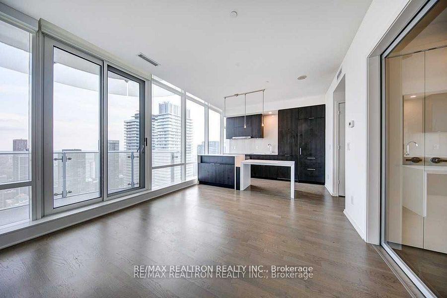 Photo 8 of Unit 4203, 1 Bloor Street E, Toronto, Church-Yonge Corridor — HOMEH
