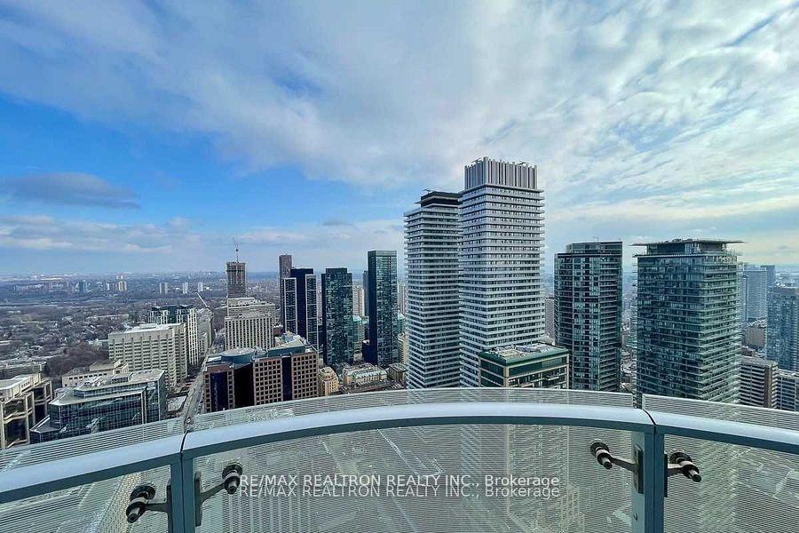 Photo 16 of Unit 4203, 1 Bloor Street E, Toronto, Church-Yonge Corridor — HOMEH