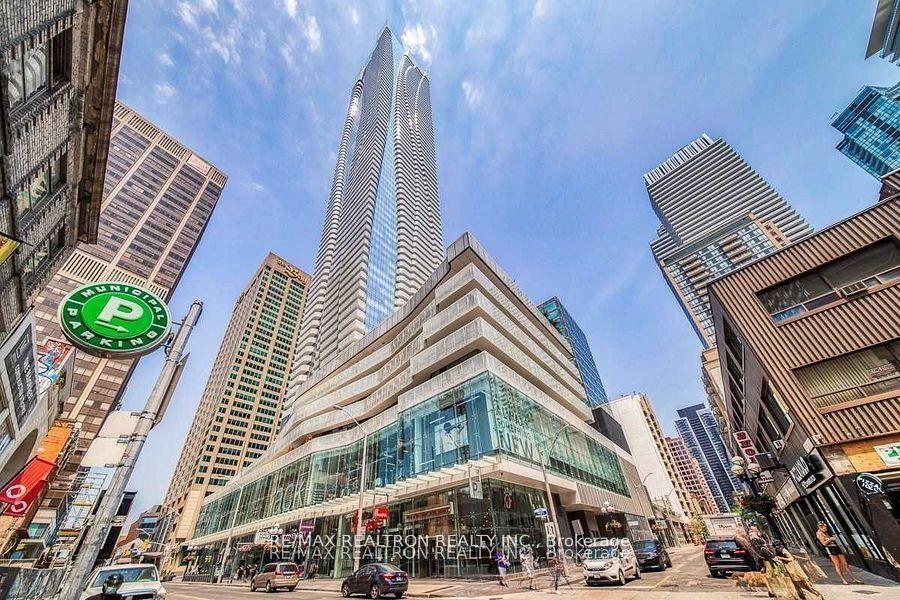 Photo 27 of Unit 4203, 1 Bloor Street E, Toronto, Church-Yonge Corridor — HOMEH