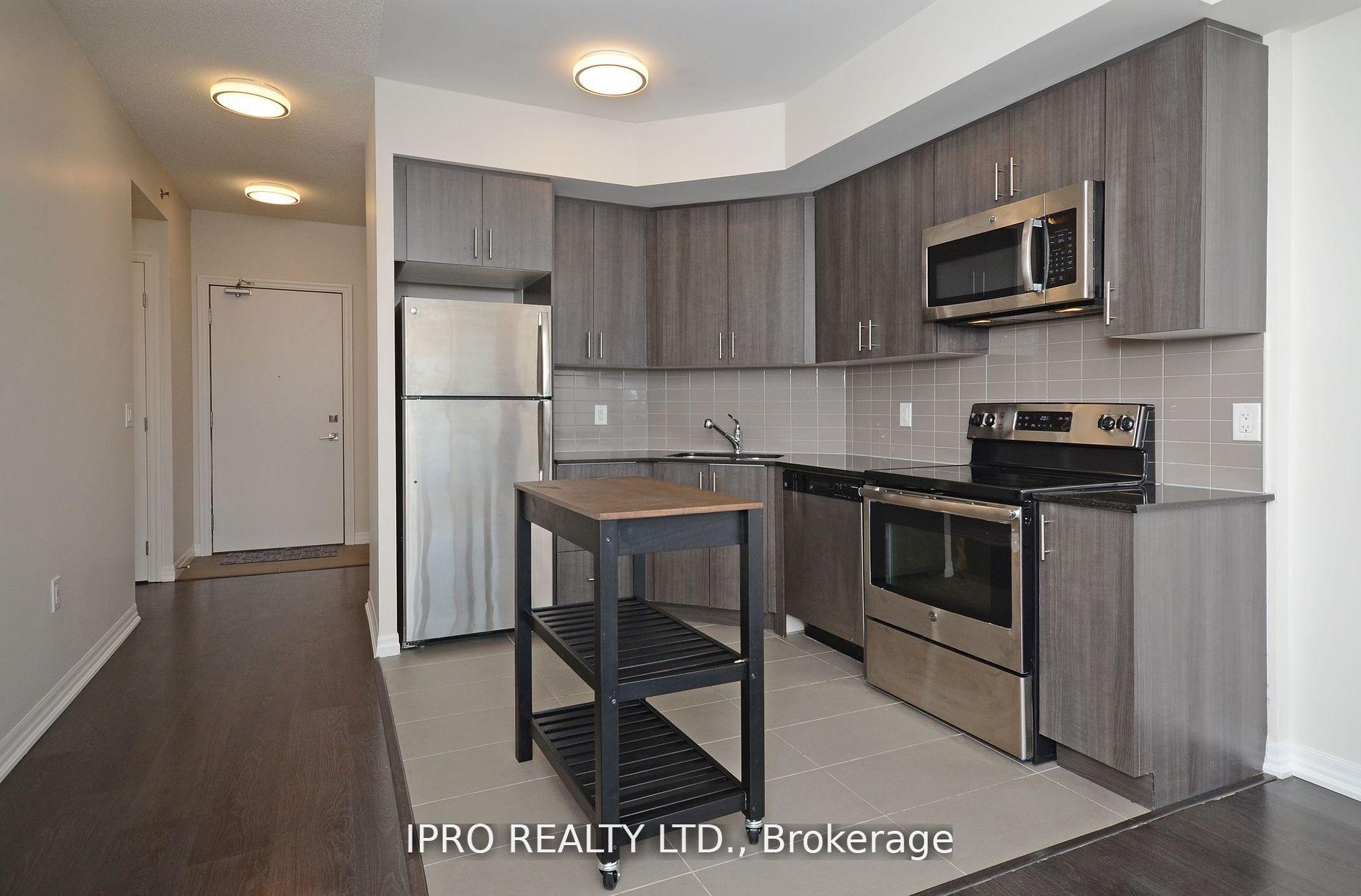 Photo 13 of Unit 305, 560 North Service Road, Grimsby, Grimsby Beach — HOMEH