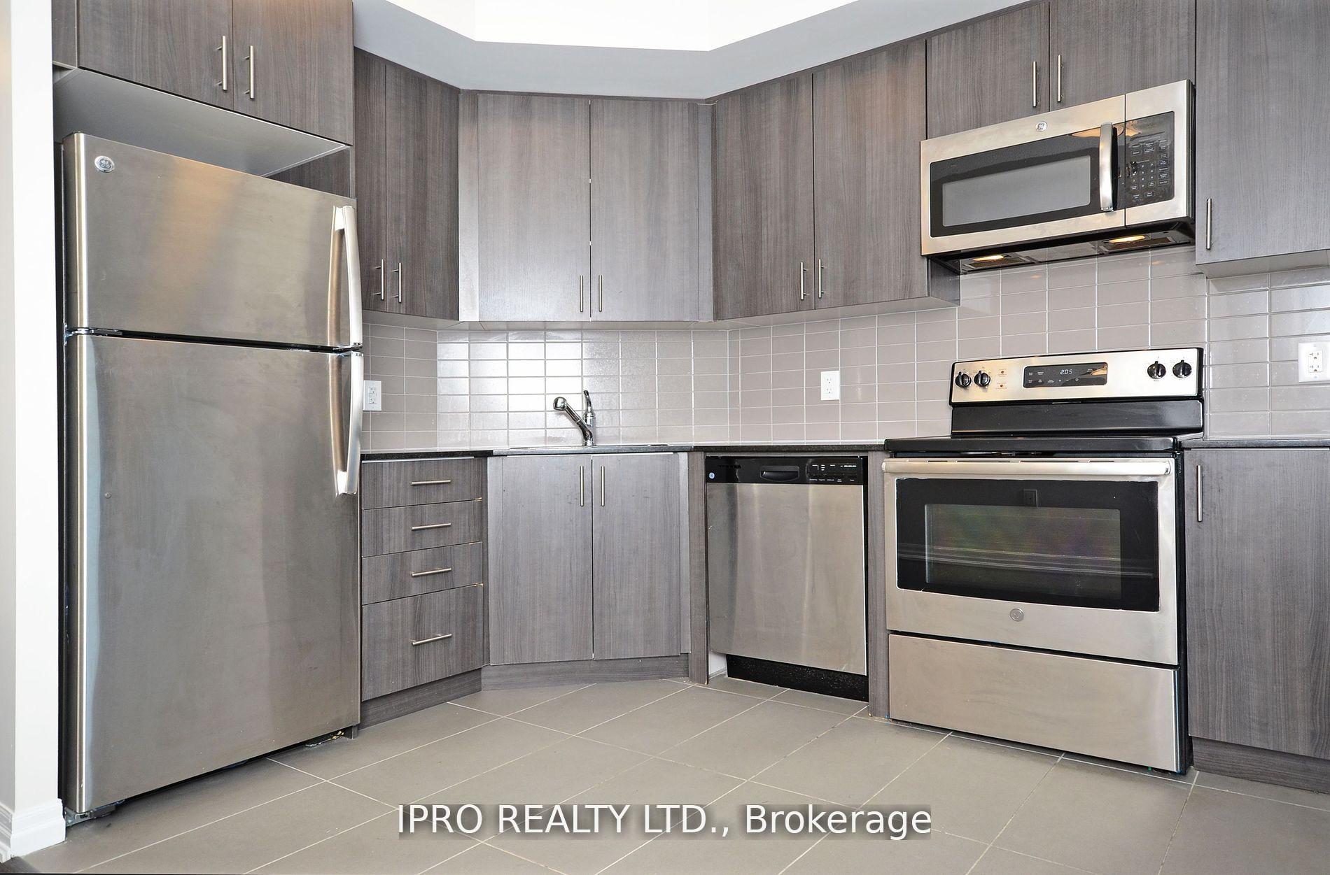 Photo 14 of Unit 305, 560 North Service Road, Grimsby, Grimsby Beach — HOMEH