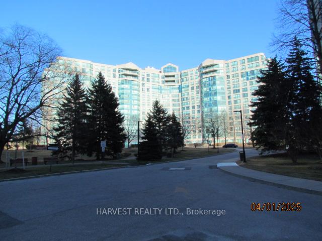 Photo 2 of Unit 703, 7825 Bayview Avenue, Markham, Aileen-Willowbrook — HOMEH