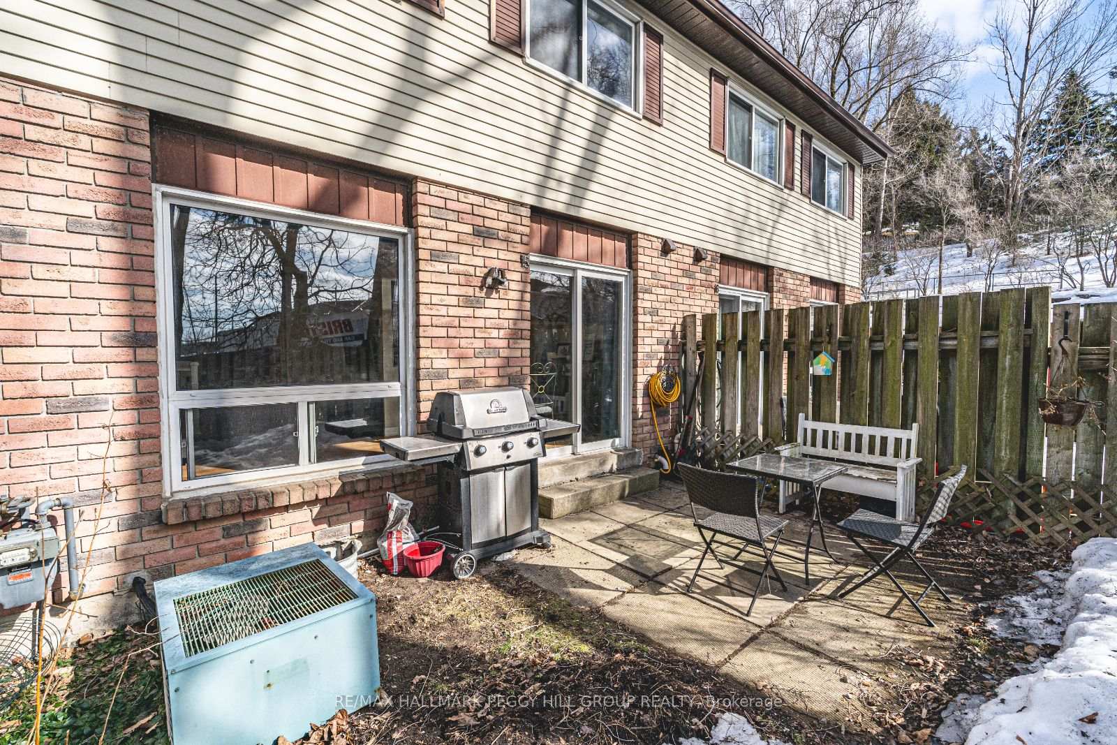 Photo 15 of Unit 15, 52 Adelaide Street, Barrie, Allandale — HOMEH