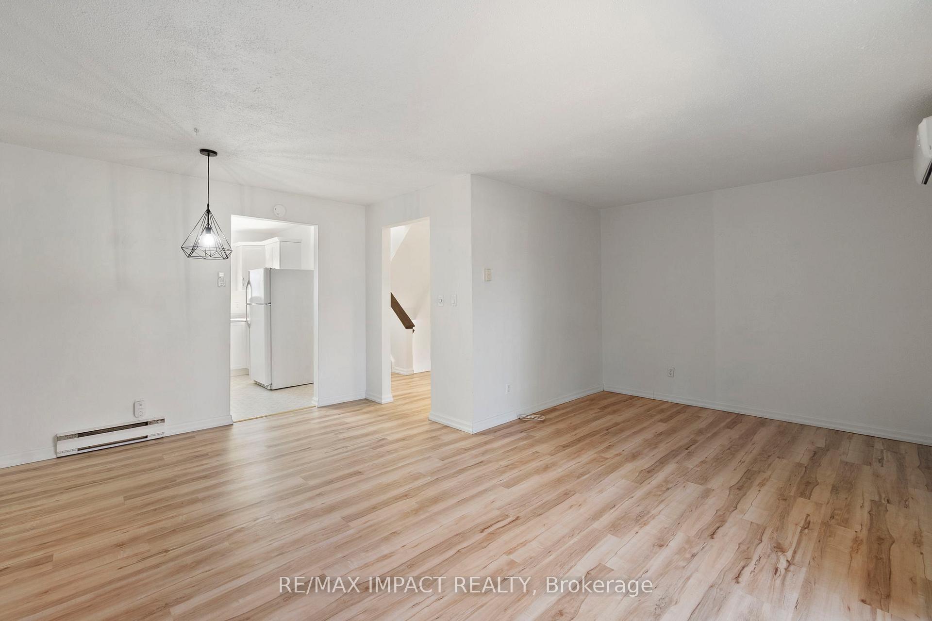 Photo 8 of Unit 11, 81 Dunnett Boulevard, Belleville, Belleville Ward — HOMEH
