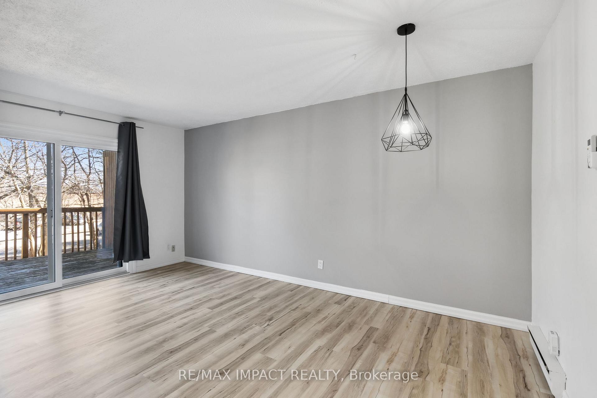 Photo 9 of Unit 11, 81 Dunnett Boulevard, Belleville, Belleville Ward — HOMEH
