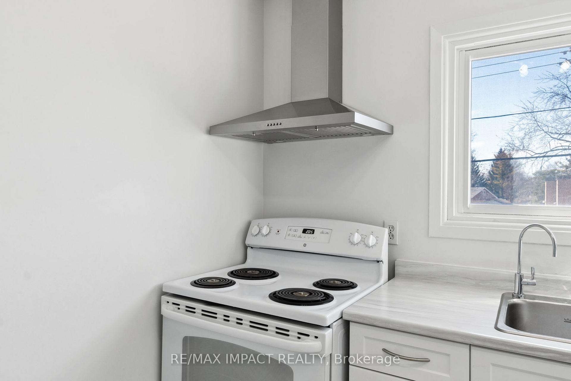 Photo 16 of Unit 11, 81 Dunnett Boulevard, Belleville, Belleville Ward — HOMEH