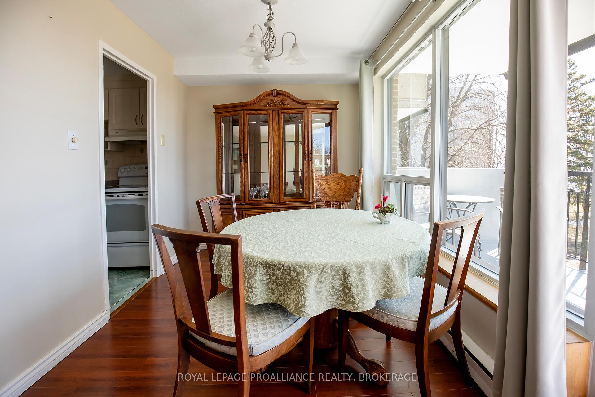 Photo 24 of Unit 204, 2 Mowat Avenue, Kingston, Central City West — HOMEH