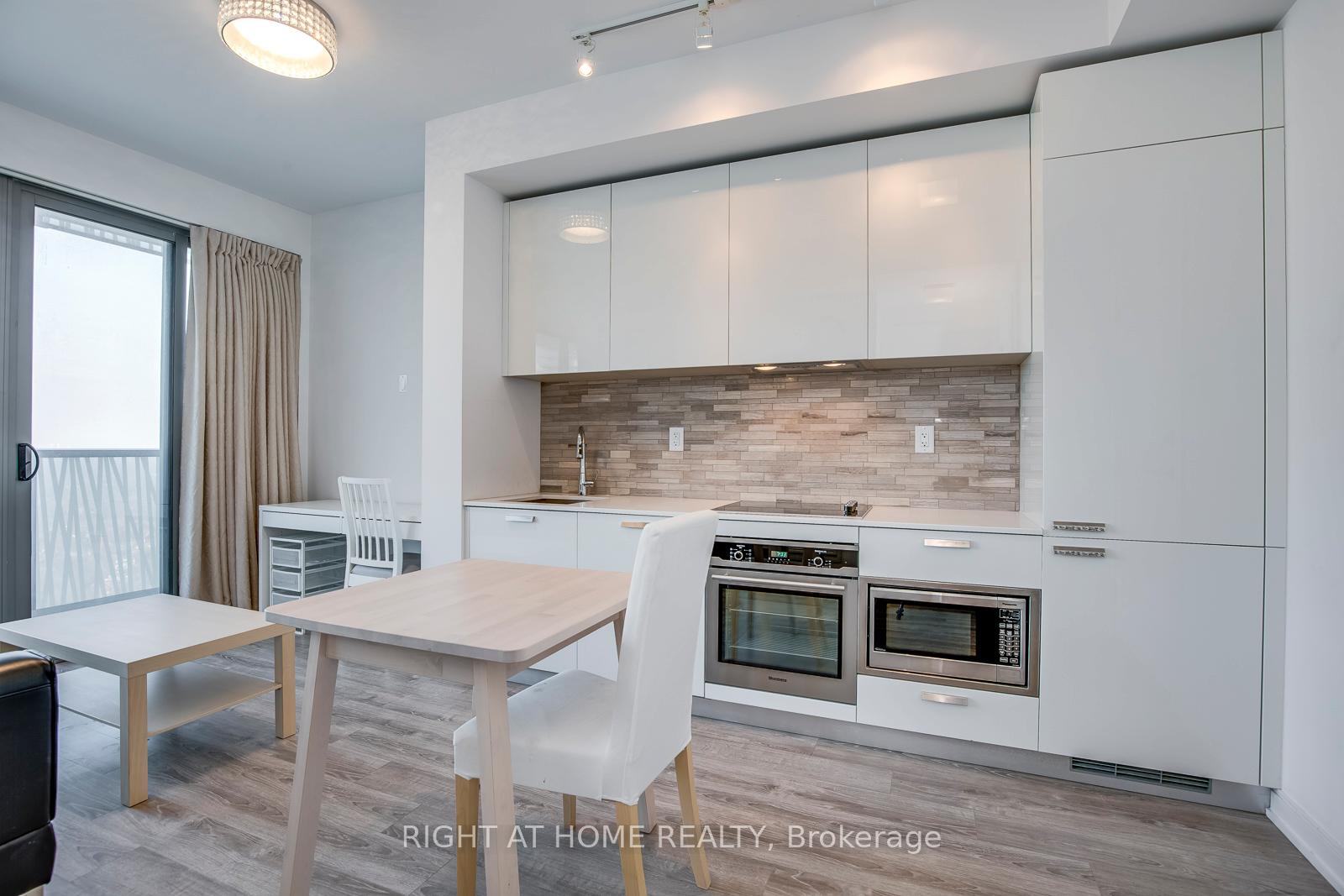 Photo 15 of Unit 3910, 50 Charles Street E, Toronto, Church-Yonge Corridor — HOMEH
