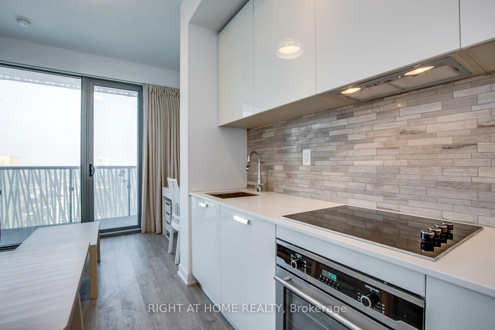 Photo 17 of Unit 3910, 50 Charles Street E, Toronto, Church-Yonge Corridor — HOMEH