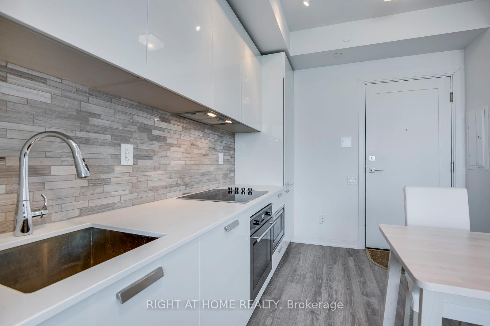 Photo 18 of Unit 3910, 50 Charles Street E, Toronto, Church-Yonge Corridor — HOMEH
