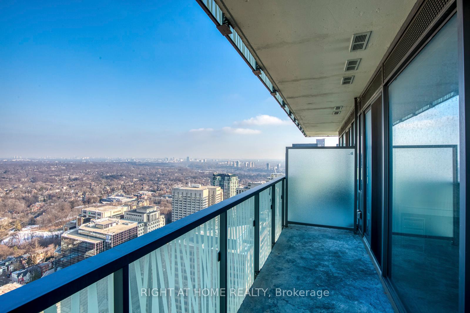 Photo 24 of Unit 3910, 50 Charles Street E, Toronto, Church-Yonge Corridor — HOMEH