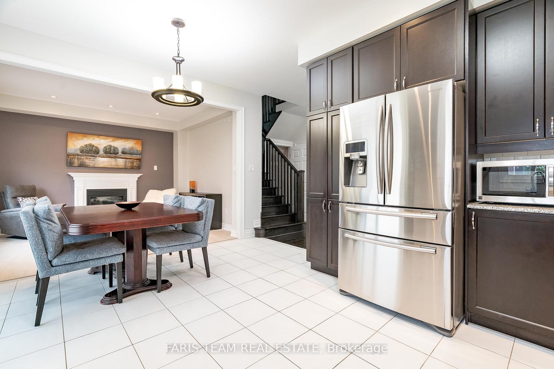 Photo 8 of 48 Majesty Boulevard, Barrie, Innis-Shore — HOMEH