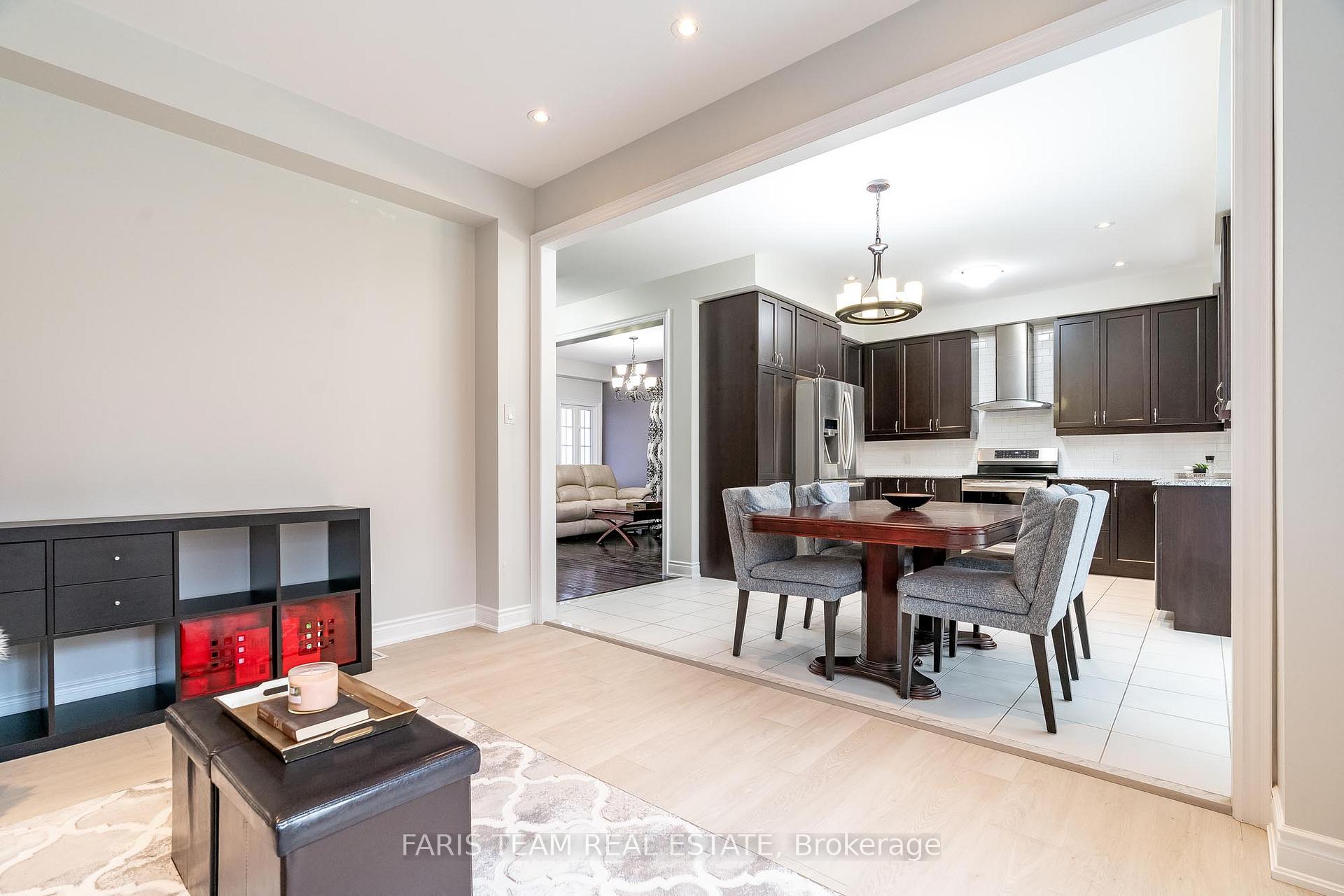 Photo 11 of 48 Majesty Boulevard, Barrie, Innis-Shore — HOMEH