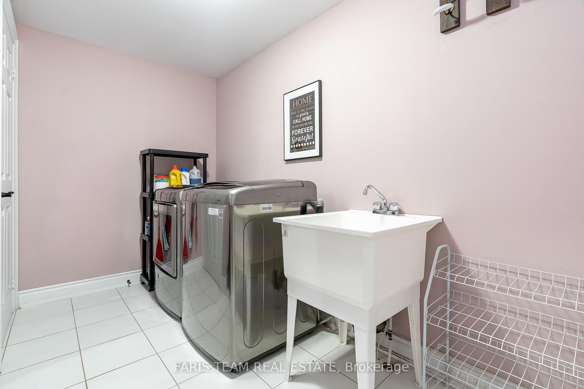 Photo 15 of 48 Majesty Boulevard, Barrie, Innis-Shore — HOMEH