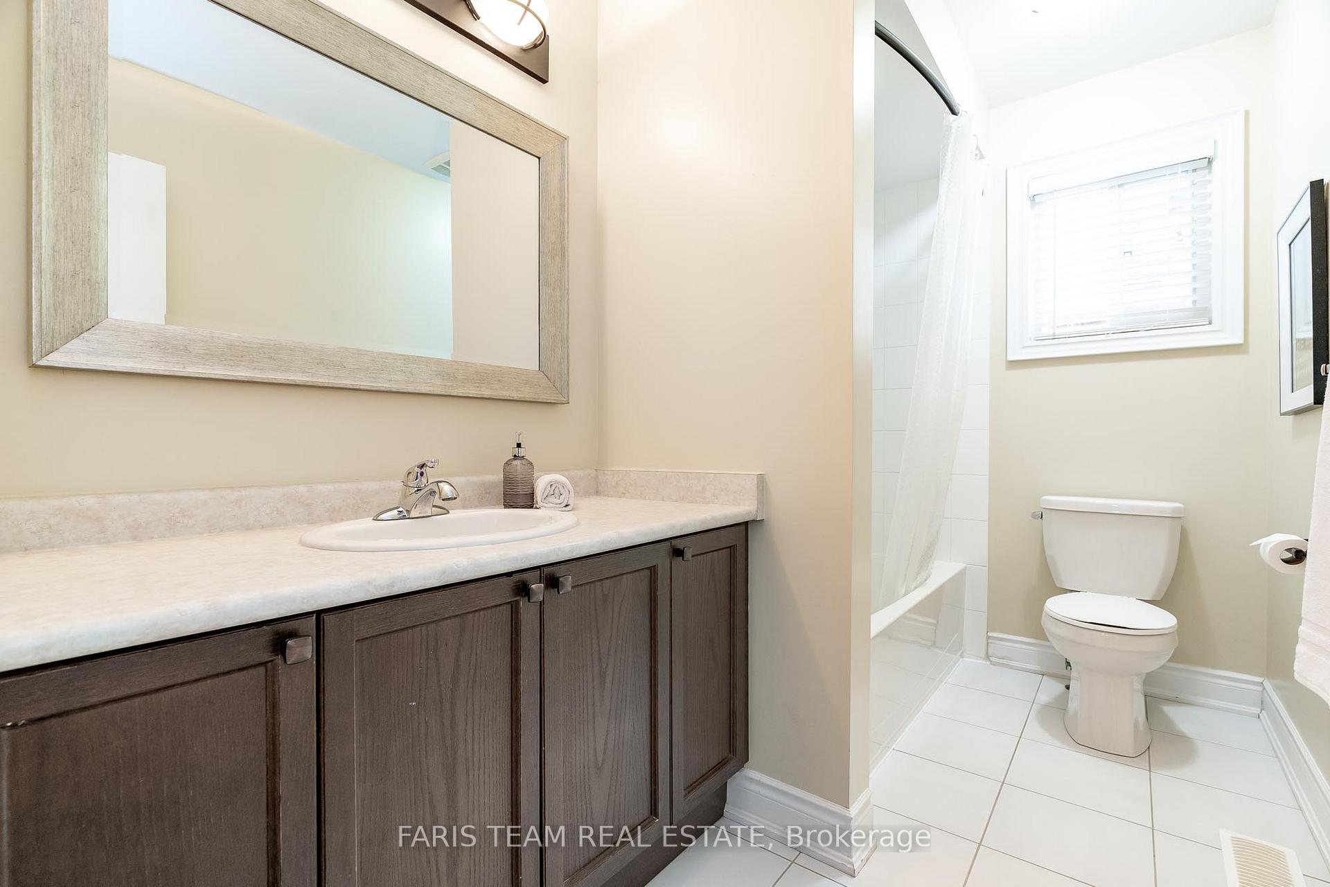 Photo 22 of 48 Majesty Boulevard, Barrie, Innis-Shore — HOMEH