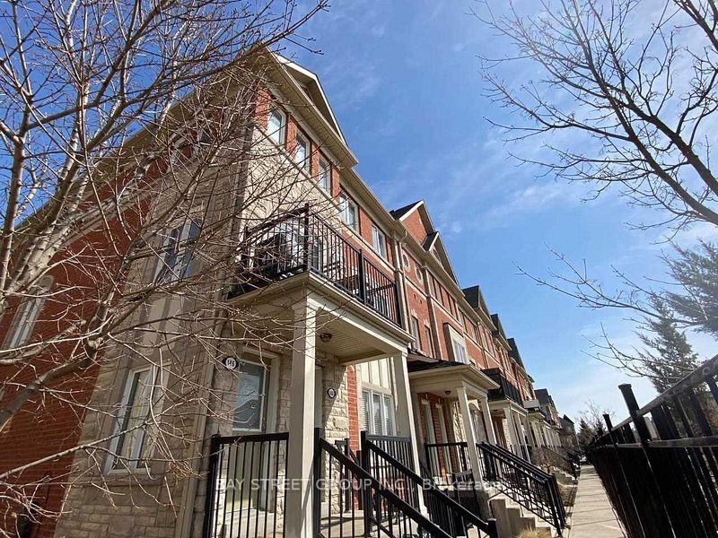 Front of 150 Louisbourg Way