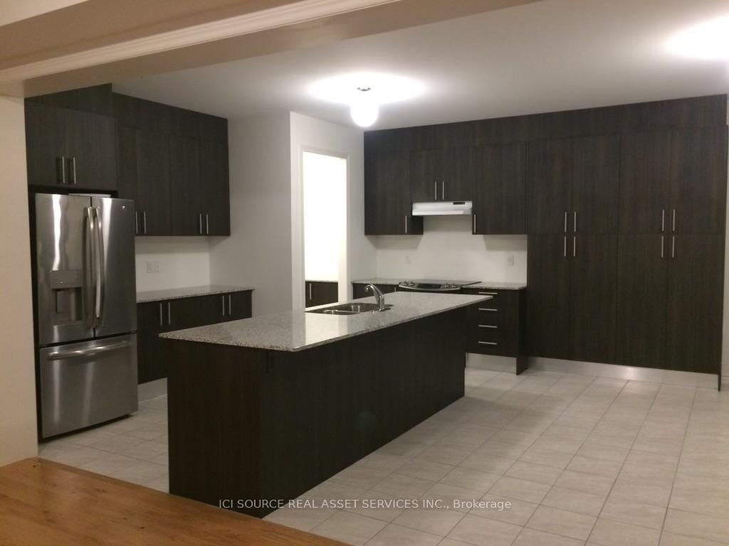 Photo 2 of 227 Lyle Drive, Clarington, Bowmanville — HOMEH