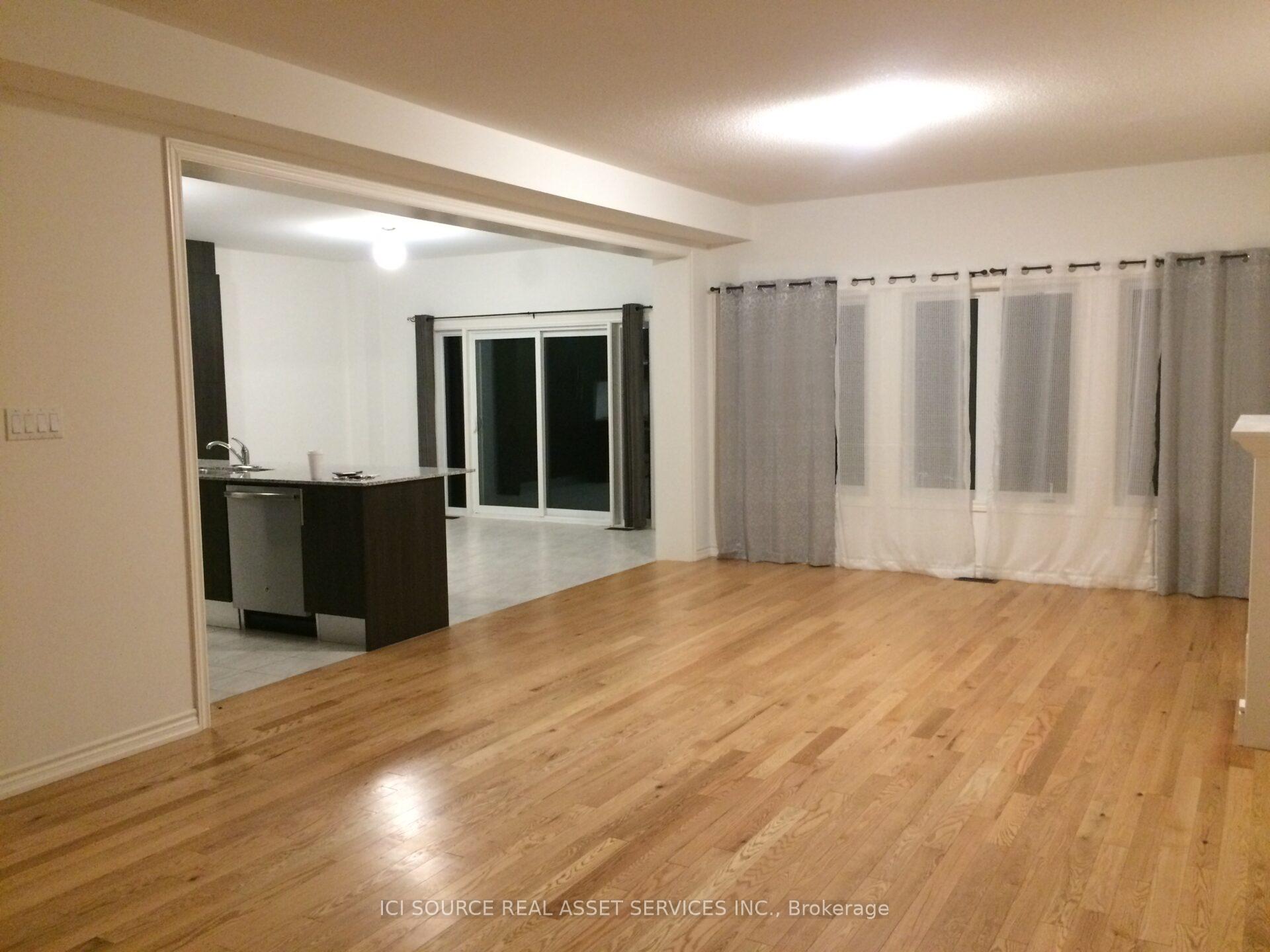 Photo 4 of 227 Lyle Drive, Clarington, Bowmanville — HOMEH