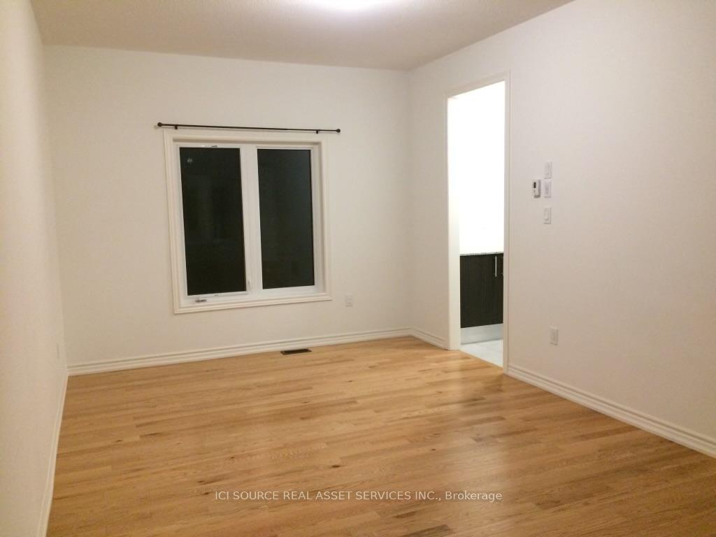 Photo 6 of 227 Lyle Drive, Clarington, Bowmanville — HOMEH