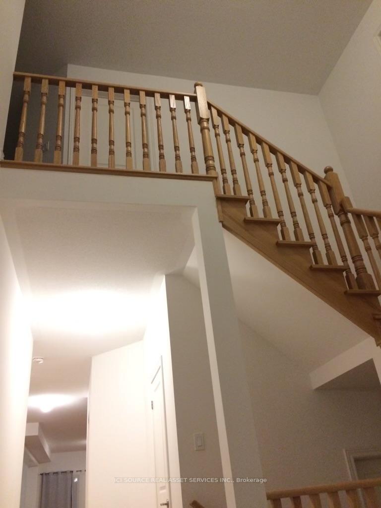 Photo 9 of 227 Lyle Drive, Clarington, Bowmanville — HOMEH