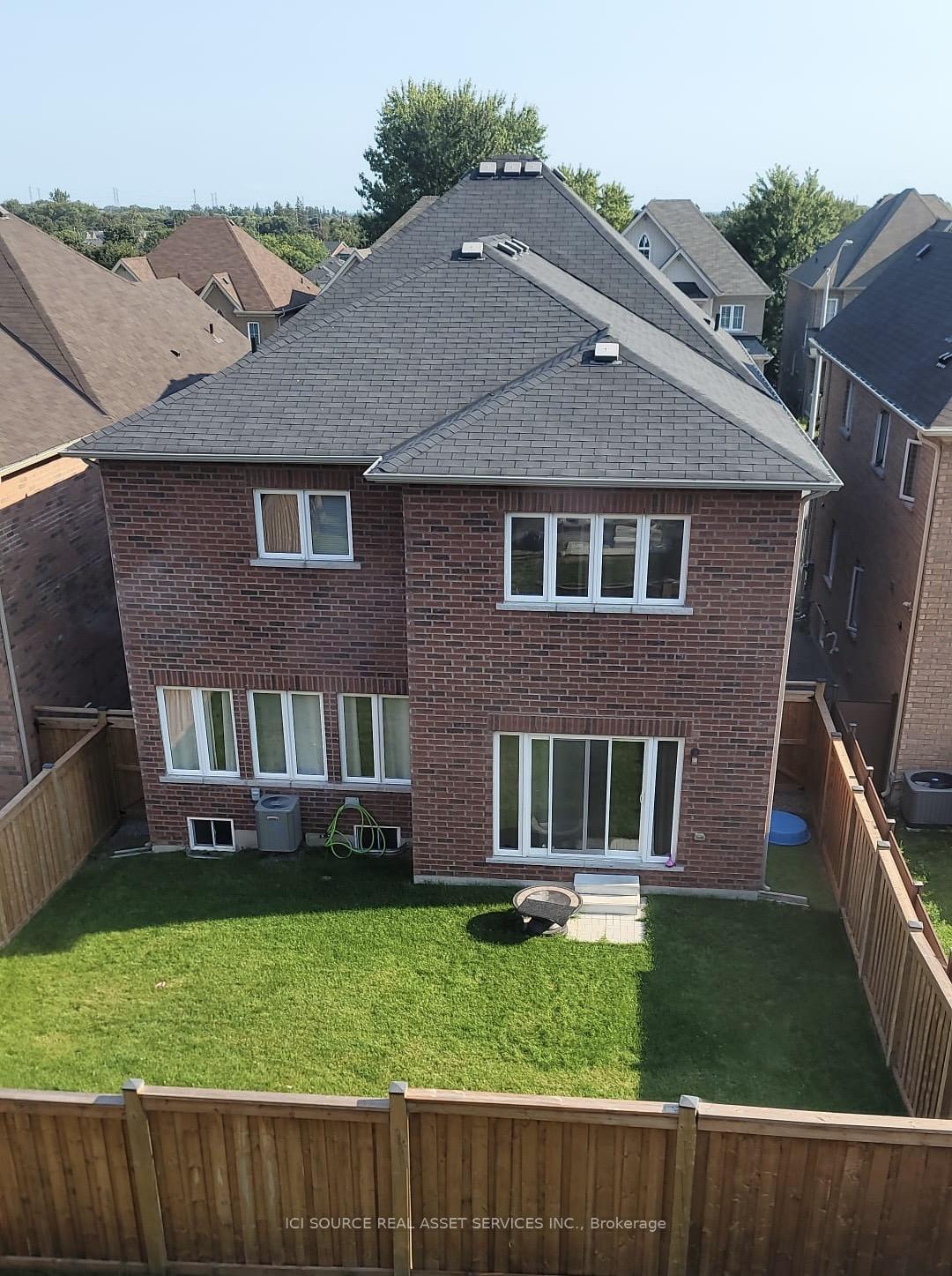 Photo 16 of 227 Lyle Drive, Clarington, Bowmanville — HOMEH