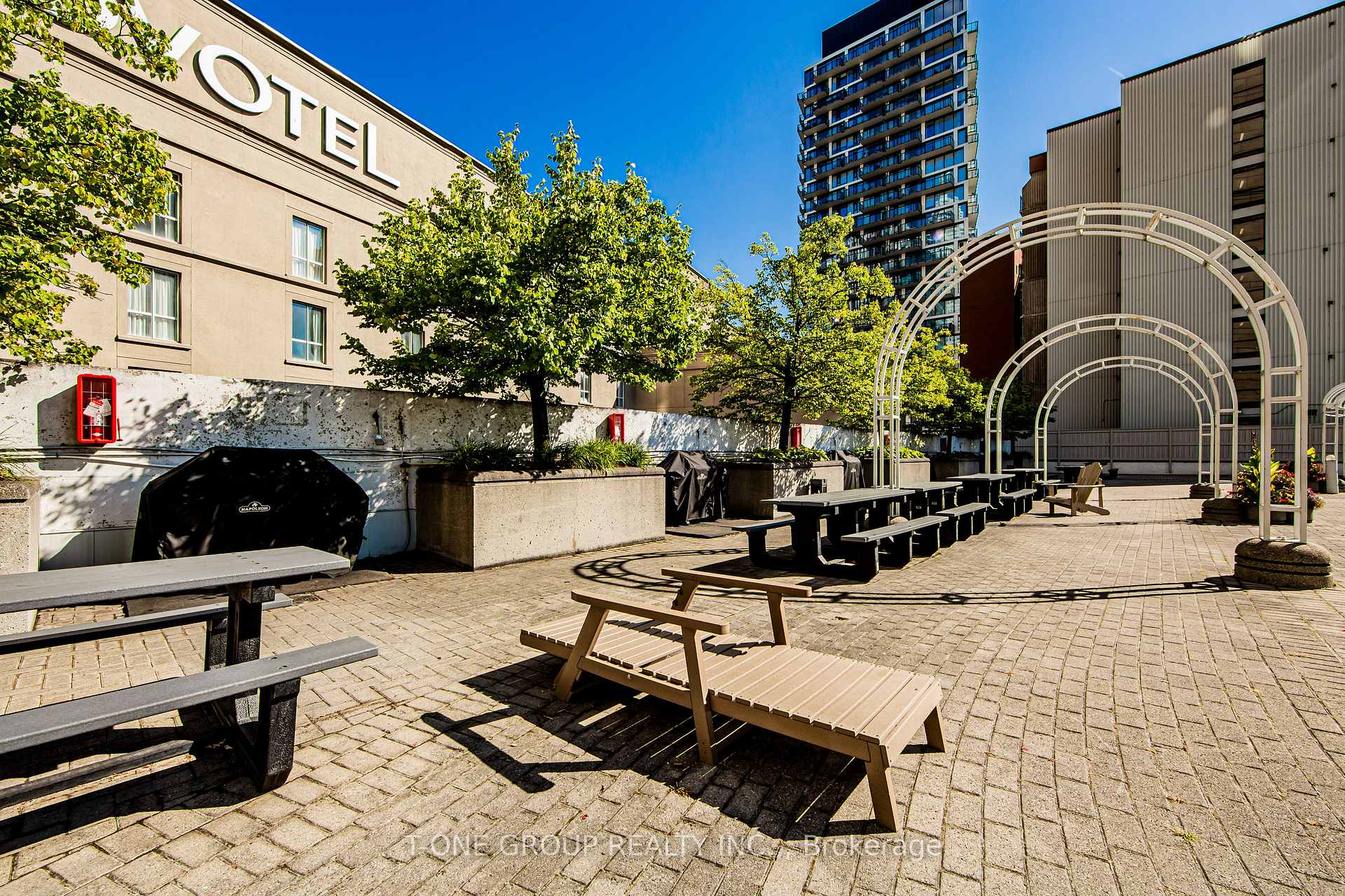 Photo 5 of Unit 1219, 25 The Esplanade, Toronto, Waterfront Communities — HOMEH
