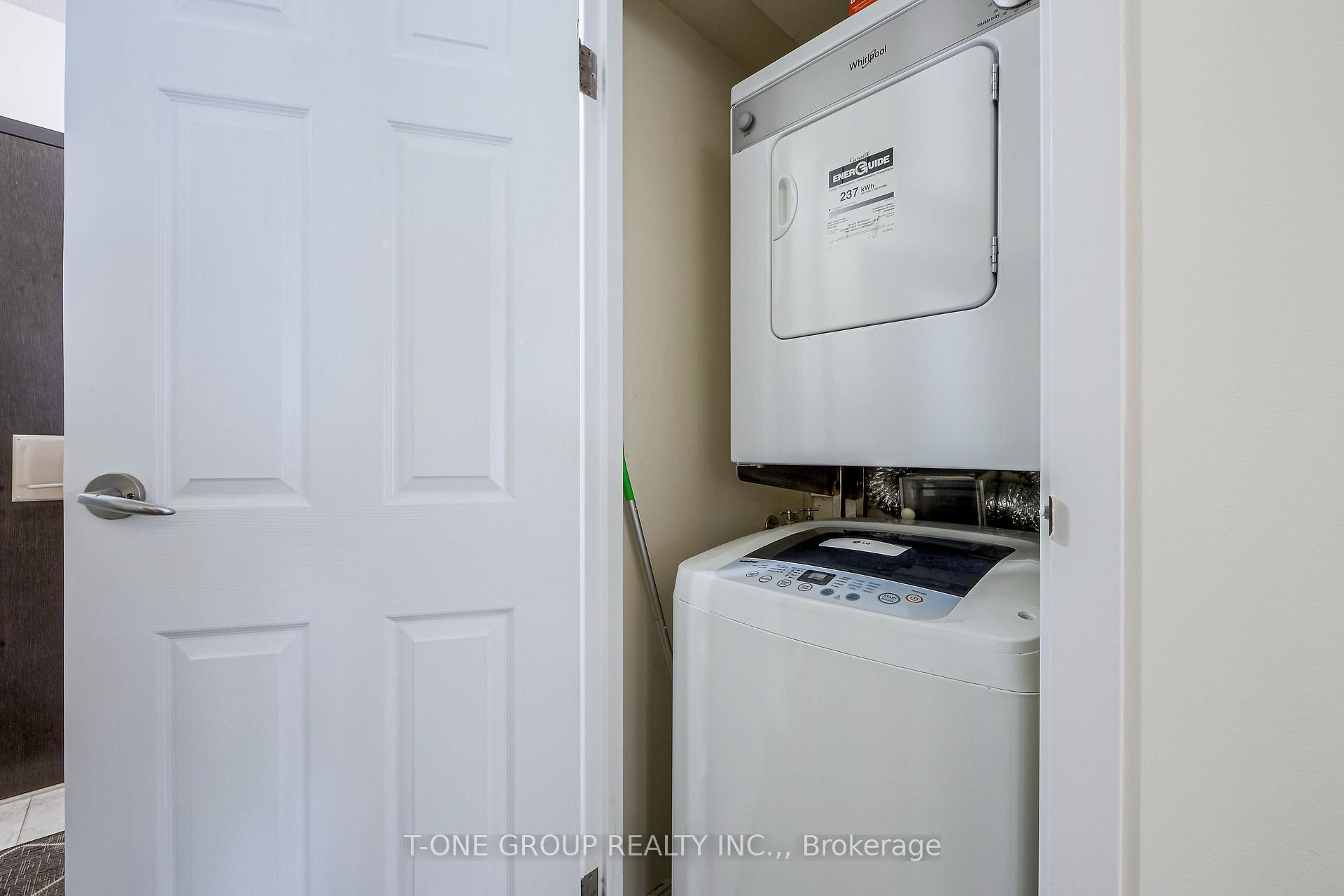 Photo 31 of Unit 1219, 25 The Esplanade, Toronto, Waterfront Communities — HOMEH